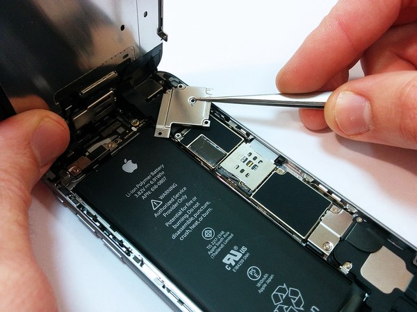 Замена дисплейного модуля в iPhone 6