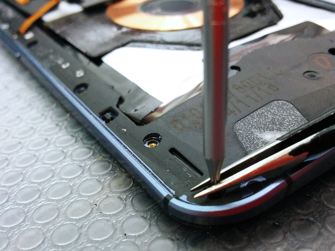 Пошаговая инструкция по разбору Nexus 6 и замене аккумулятора