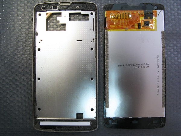 Разбор Philips Xenium W8510 и замена дисплейного модуля