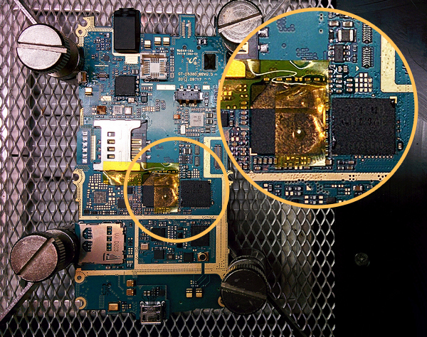 Замена flash-памяти в Samsung GT-S5380D Wave Y La Fleur