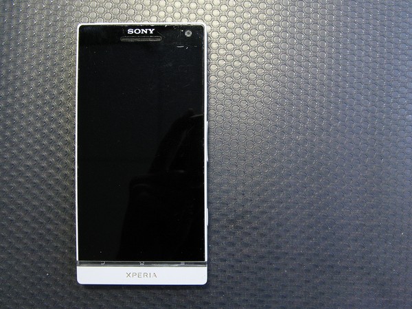 Замена динамика в Sony XPERIA S LT26i