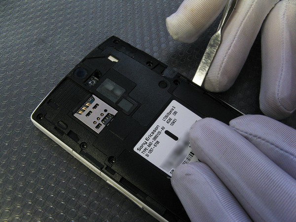Замена динамика в Sony XPERIA S LT26i