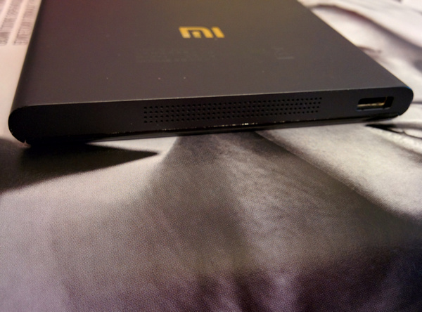 Нижний торец Xiaomi Mi3